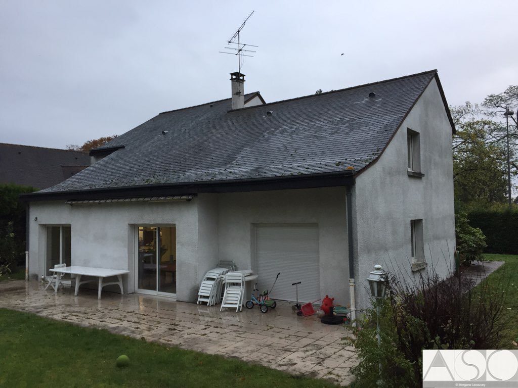 Avant travaux — Isolation et lucarnes de toit d'une maison individuelle