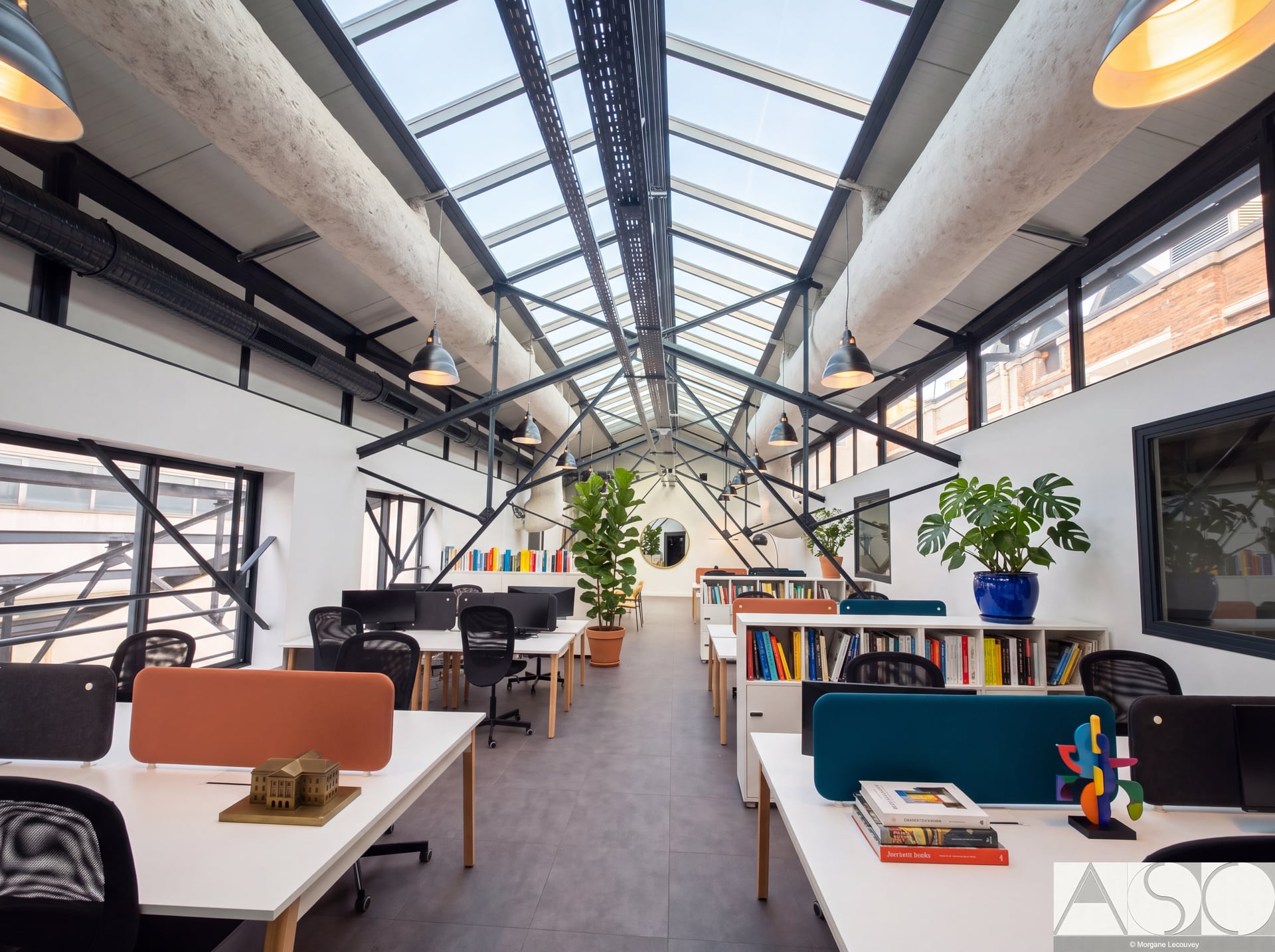 Après travaux — Rénovation & Isolation d'une Verrière de Coworking (Vue 2)