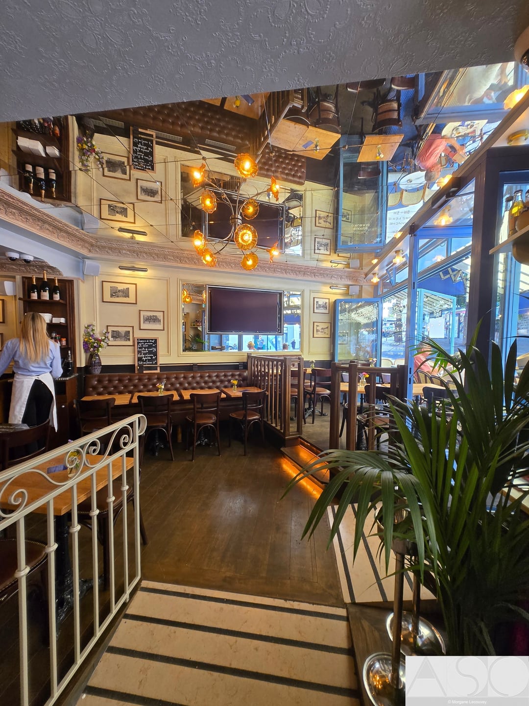Après travaux — Rénovation d'une Brasserie Parisienne (Vue 4)