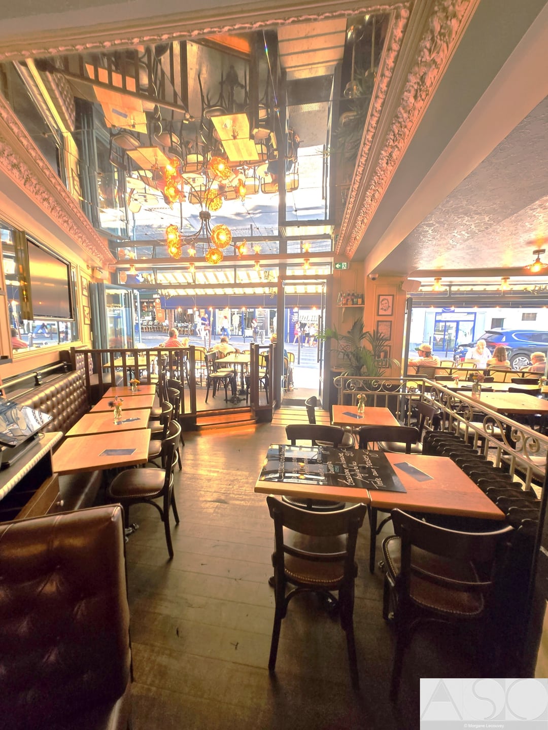 Après travaux — Rénovation d'une Brasserie Parisienne (Vue 9)