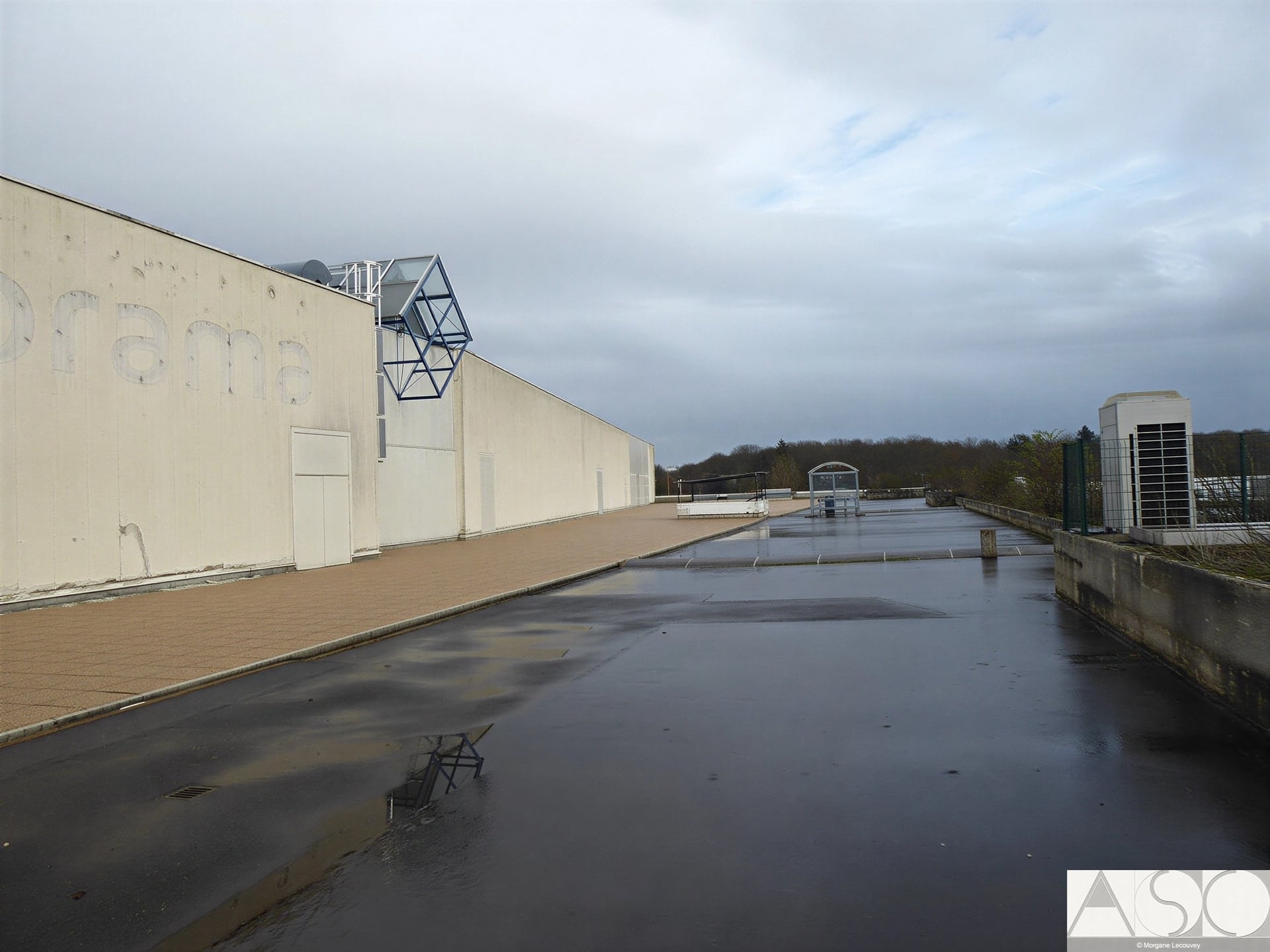 Avant travaux — Restructuration d'un Centre Commercial (Vue 1)